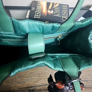 Sold!!!!!💚💚Tory Burch Green Satchel 💚💚